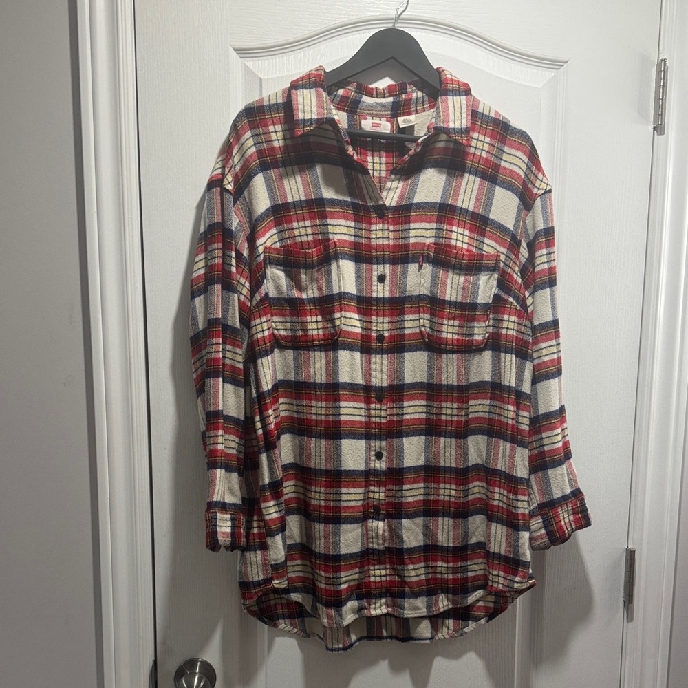 332-Levi’s Plaid Flannel Shacket Button Front Red Multi-Color - Picture 5 of 9